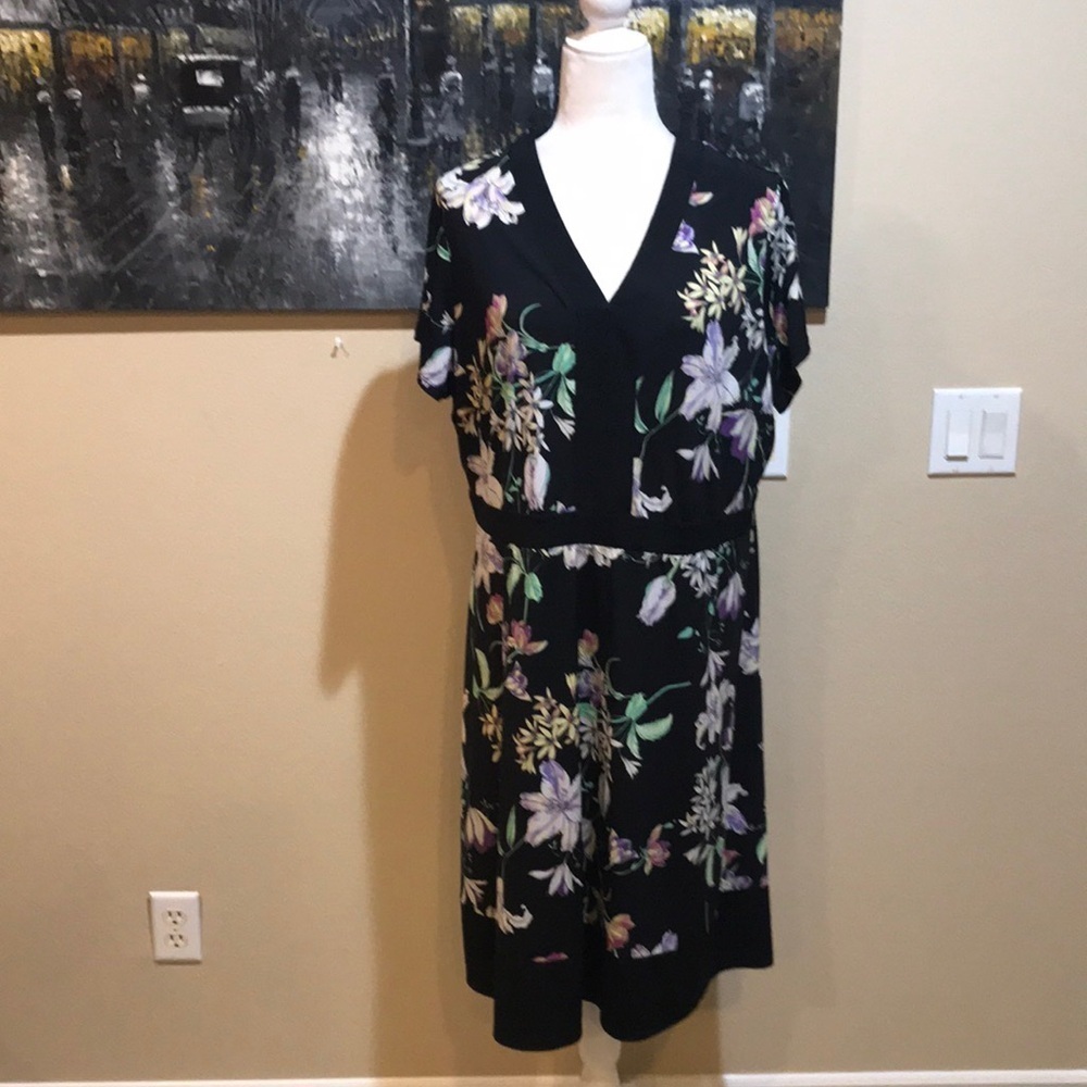 Liz Claiborne Career Woman Floral V-Neck Short Sleeved Dress-Size 1X